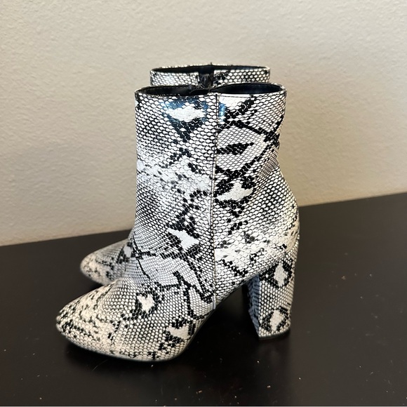 White Snake Skin Patterned Faux Leather Heeled Boots - Picture 8 of 13